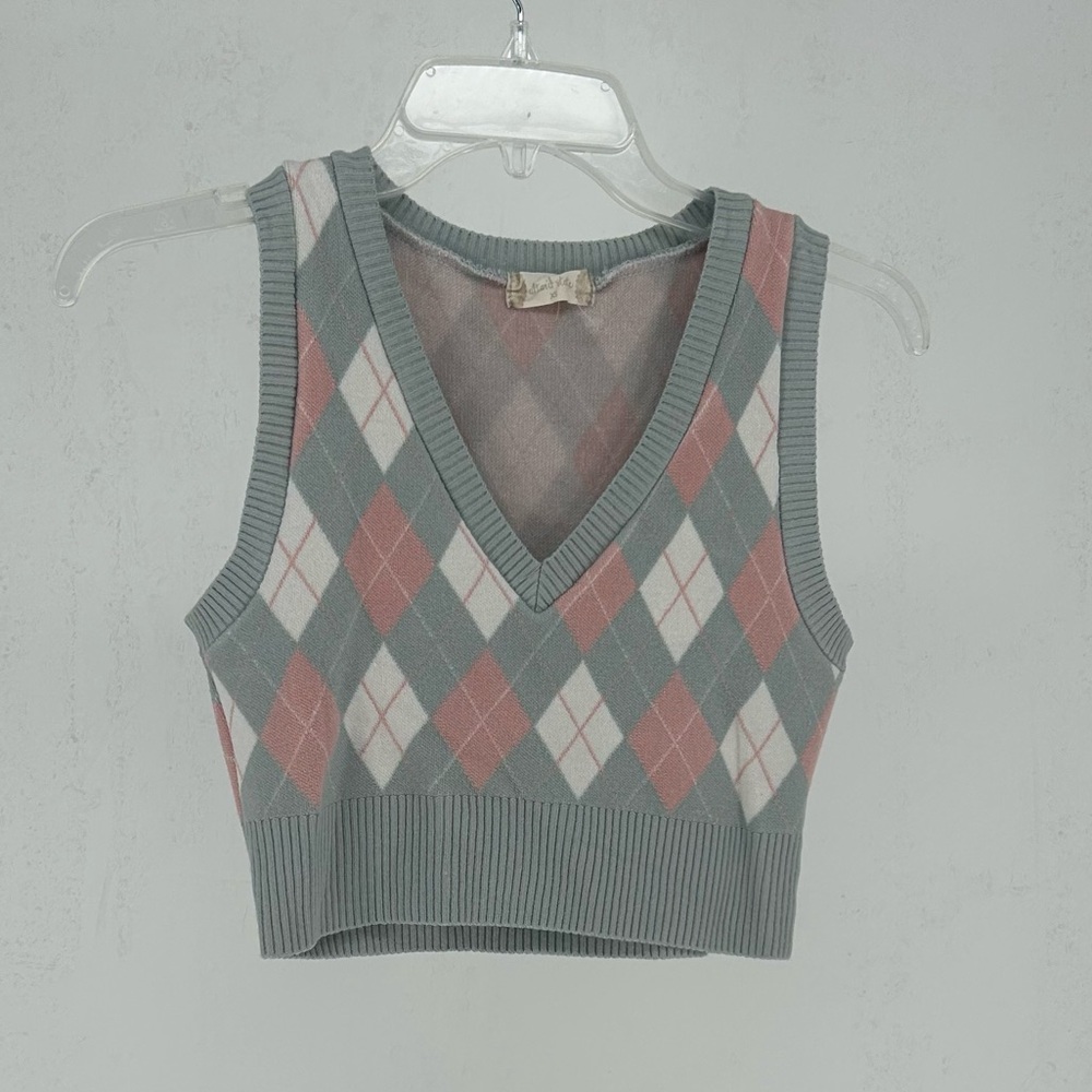 Altar'd State Women's Argyle Cropped V-Neck Sweater Vest Y2K Top size XS Preppy